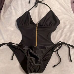 Clovis Murphy swimsuit